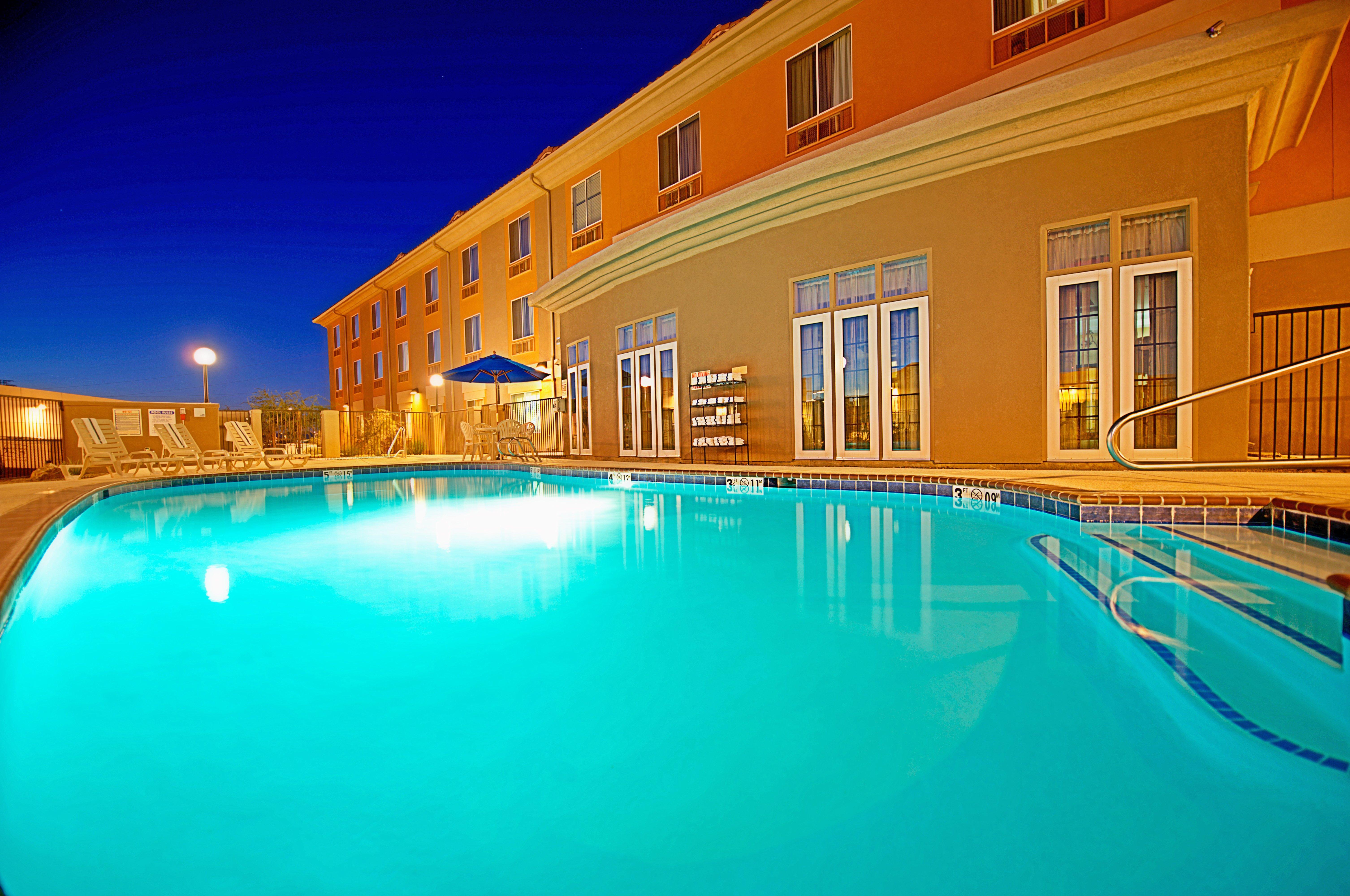 Holiday Inn Express & Suites Tucson By Ihg Exteriör bild