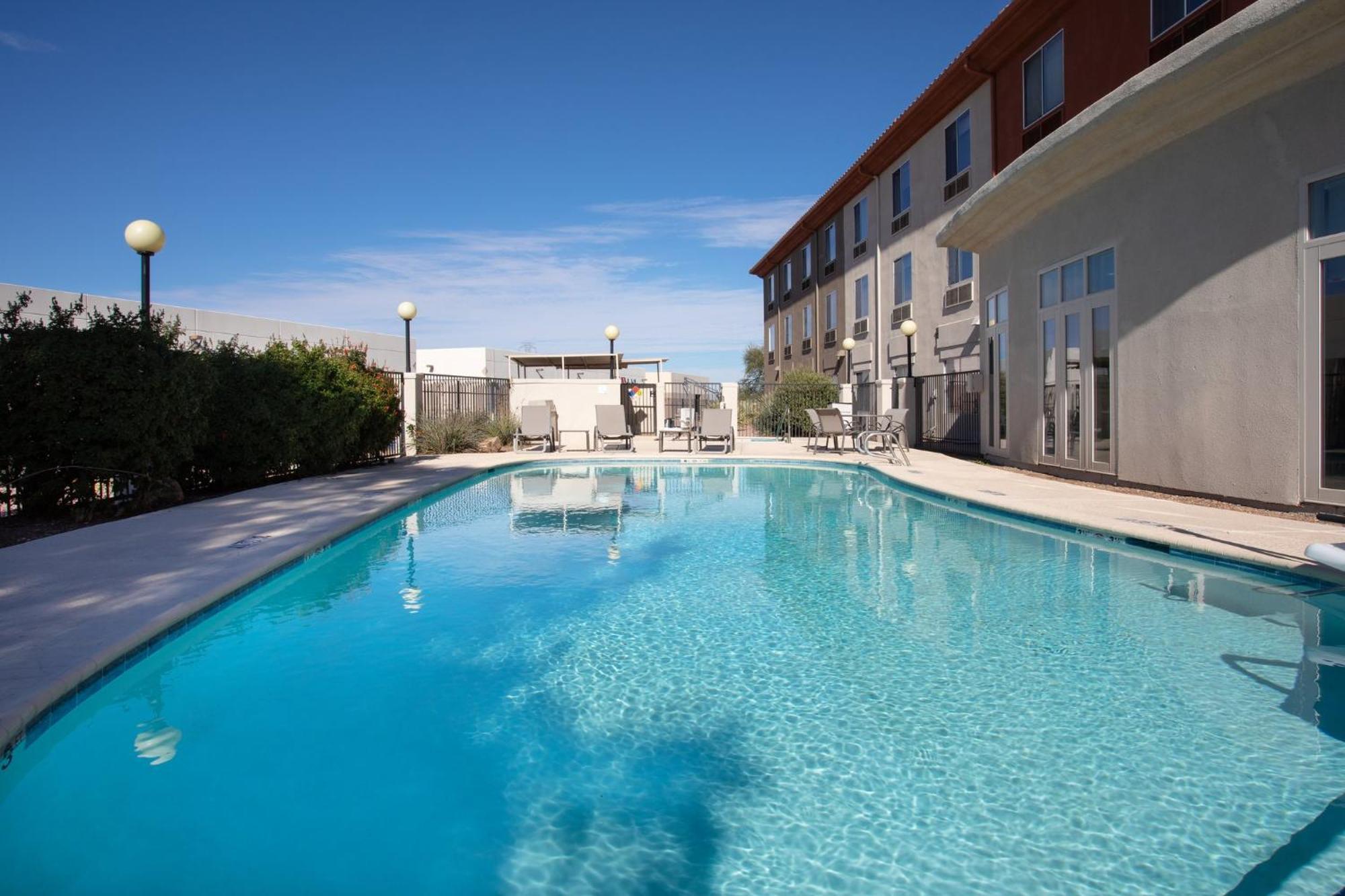 Holiday Inn Express & Suites Tucson By Ihg Exteriör bild